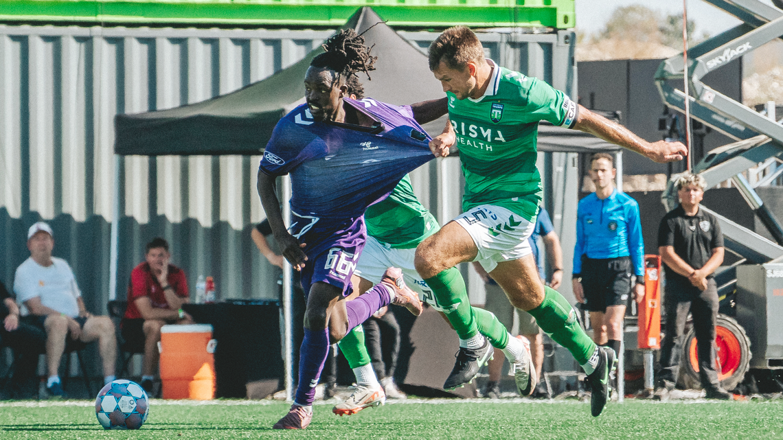 AC Boise earned 2 red cards Saturday. It still scored a key win for playoff push