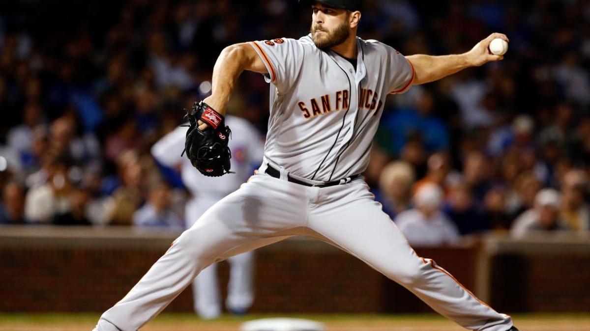 San Francisco Giants reliever Josh Osich throws against the Chicago Cubs during the fifth inning of a regular-season game Sept. 1 in Chicago.
