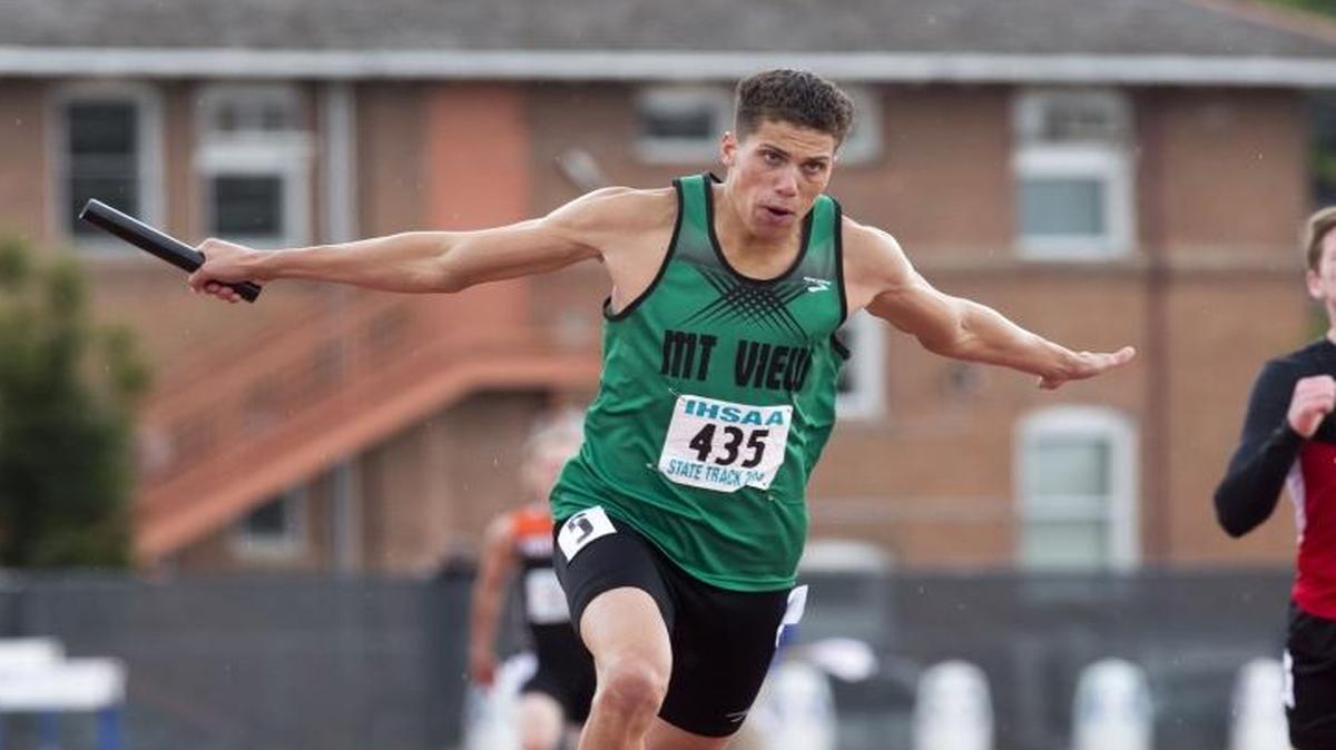 Mountain View’s Caleb Hardy, shown anchoring the Mavericks’ 4x200 relay to a win at last year’s state meet, won three events Saturday at the Boise Relays track and field meet at Dona Larsen Park.