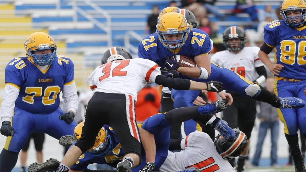 Salmon River’s Canyon Harper (21) was named a first-team running back on the 1A Division II Long Pin all-conference team.