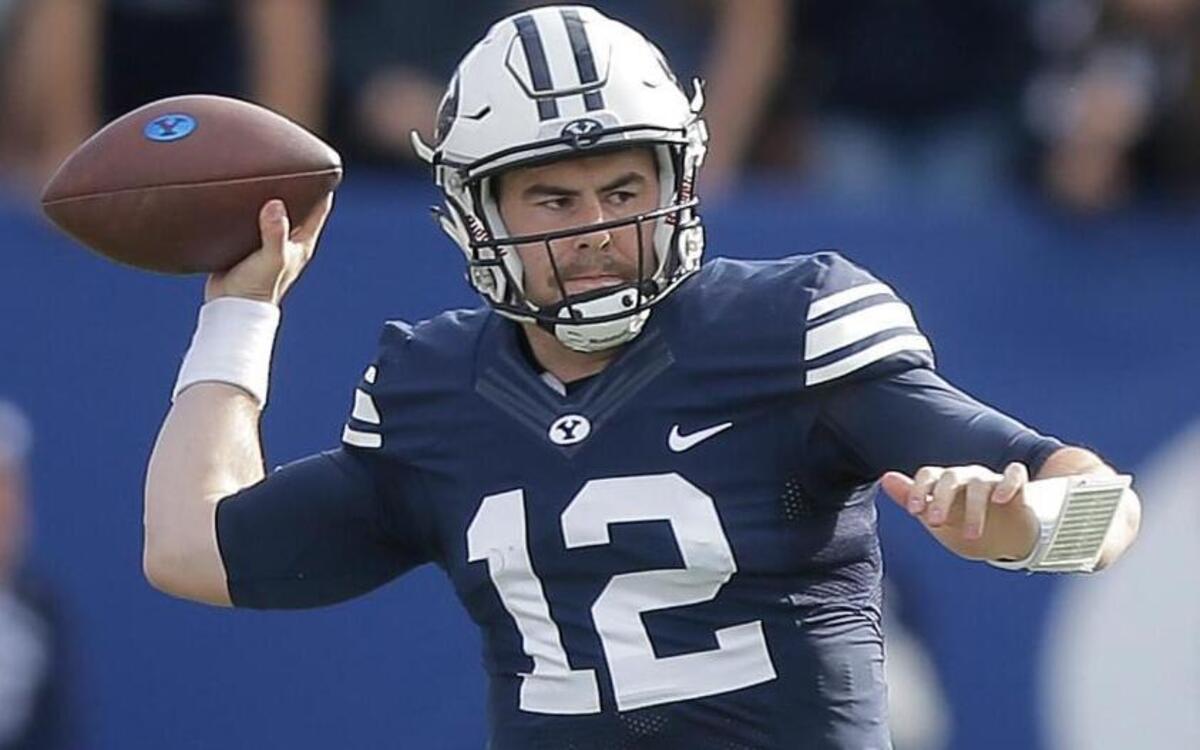 BYU quarterback Tanner Mangum throws a pass against Southern Utah last season. Now entrenched as the starter, BYU football players elected him one of four captains for the 2017 season.