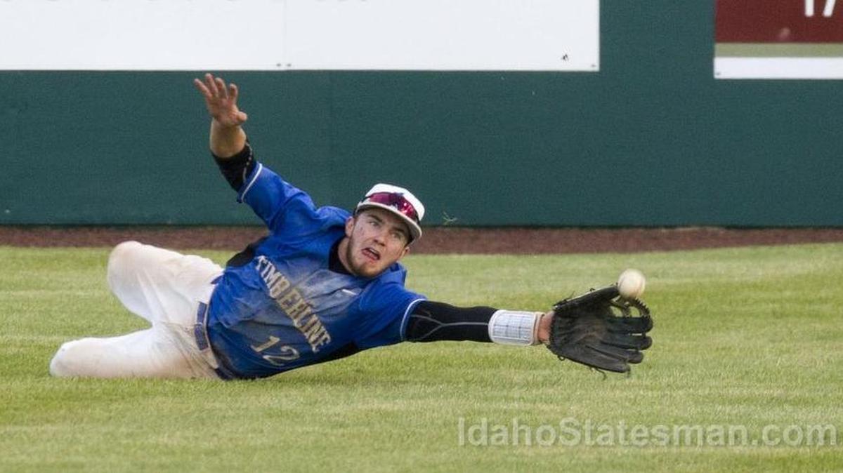 Timberline’s Matt Stefanic dives for a catch during last year's 5A state championship game at Borah High.