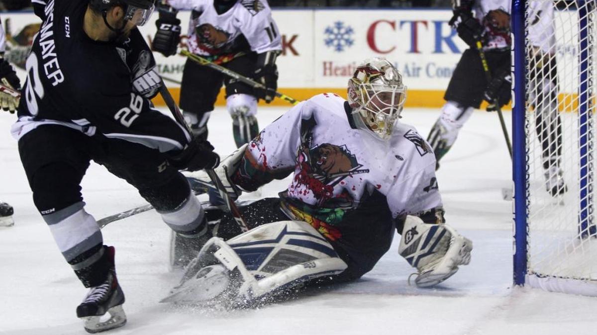 Forward Rob Linsmayer has played more games in a Steelheads uniform than anyone else on the roster. He played his 100th game Dec. 16.