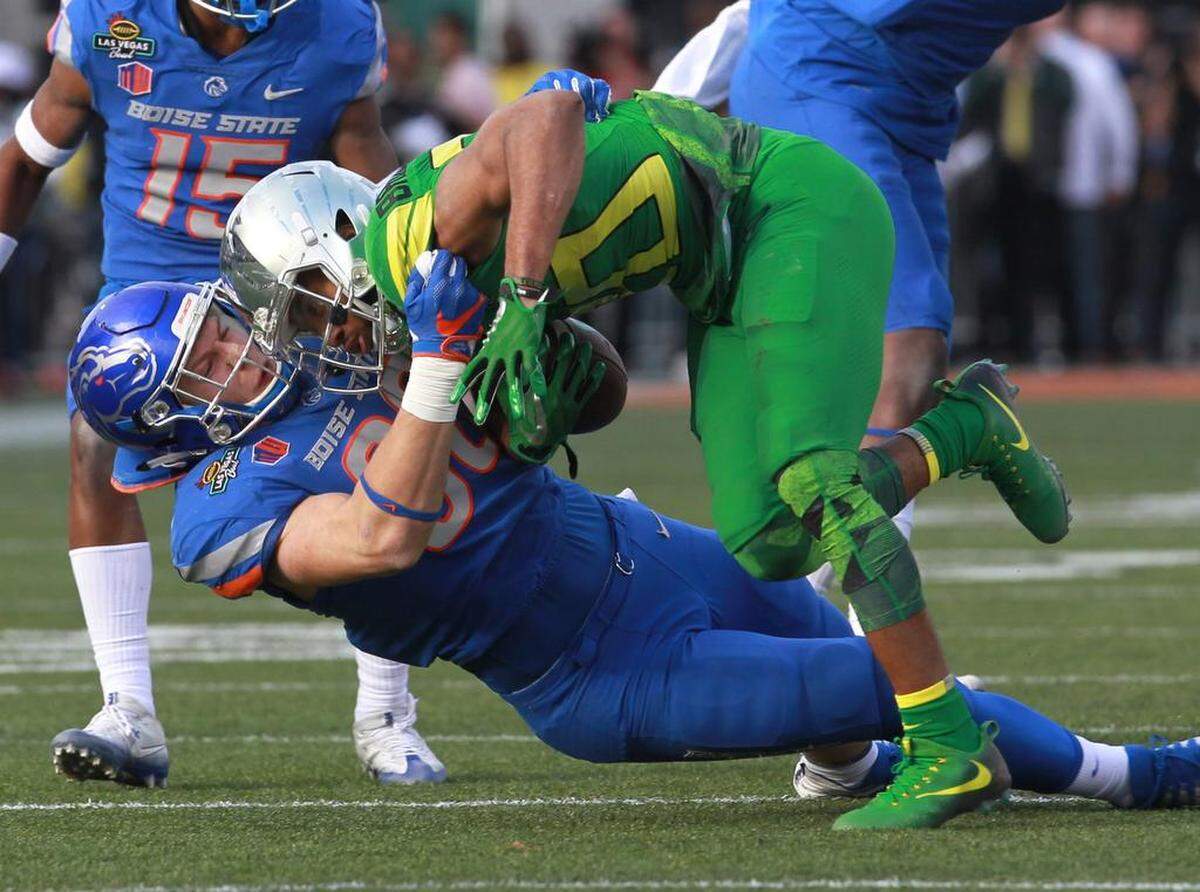 Linebacker Leighton Vander Esch has been called the breakout player of college football in 2017. The former walk-on has the athleticism to go in the first round of the NFL draft on Thursday, but some teams have injury concerns about him.