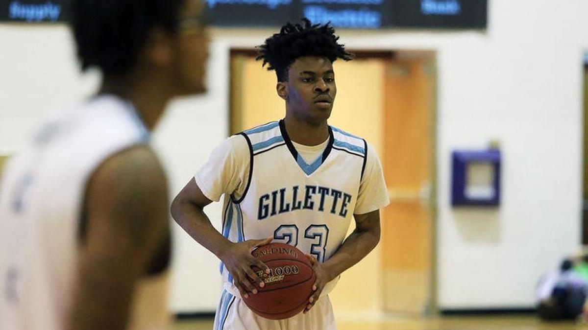Gillette (Wyo.) College guard Cameron Oluyitan committed to Boise State on Monday. He averaged nearly 15 ppg last season as a freshman and shot better than 50 percent from the field.