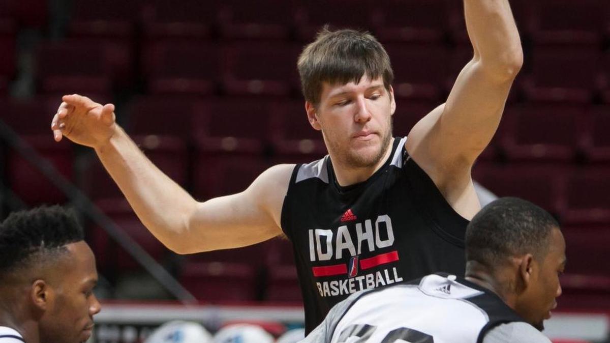 Jack Cooley returns to the Stampede after averaging 16.8 points and 12.5 rebounds per game in 20 appearances last season. Cooley also received sporadic action in 16 games for the Utah Jazz, Idaho’s parent team, posting 11.2 points and 10.3 boards per 36 minutes. Cooley, 24, was subsequently waived by Utah and Cleveland last month.